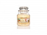 Yankee Candle Vanilla cupcake (4)