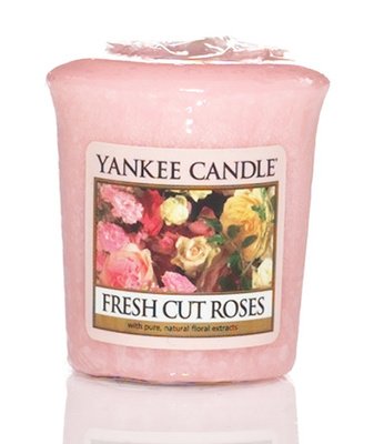 Yankee Candle Fresh cut roses (3)